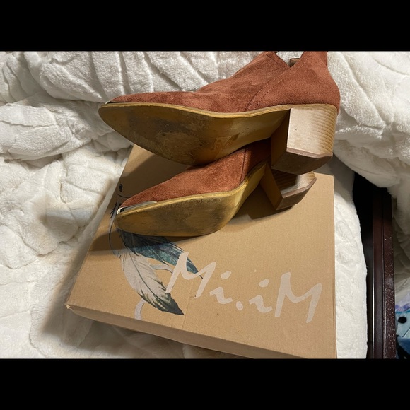 Booties - Picture 3 of 4